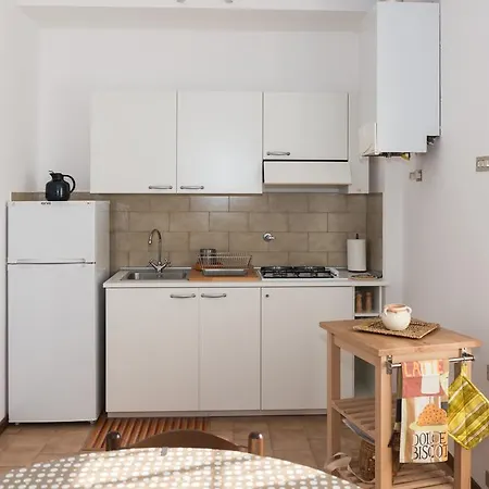 The House In The Country * La Spezia